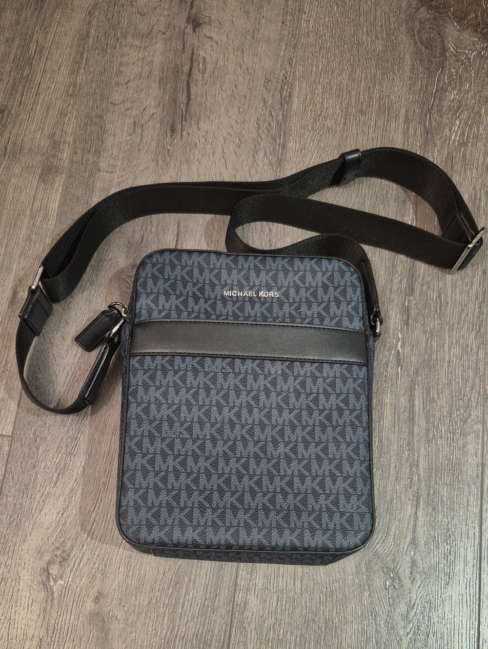 Michael Kors Men's Navy/Black Signature Messenger Bag -